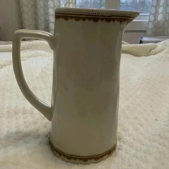 Vintage White Rustic Rooster Stoneware Pitcher, Farmhouse Kitchen Decor - Picture 5 of 8